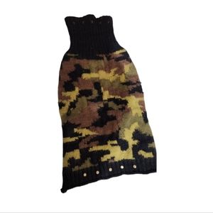 Wag-A-tude camouflage pullover doggy sweater